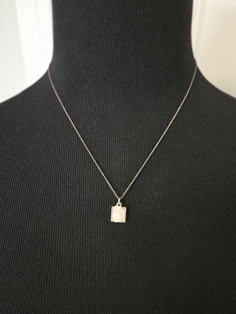 Delicate Square Pendant Necklace - Rose Gold